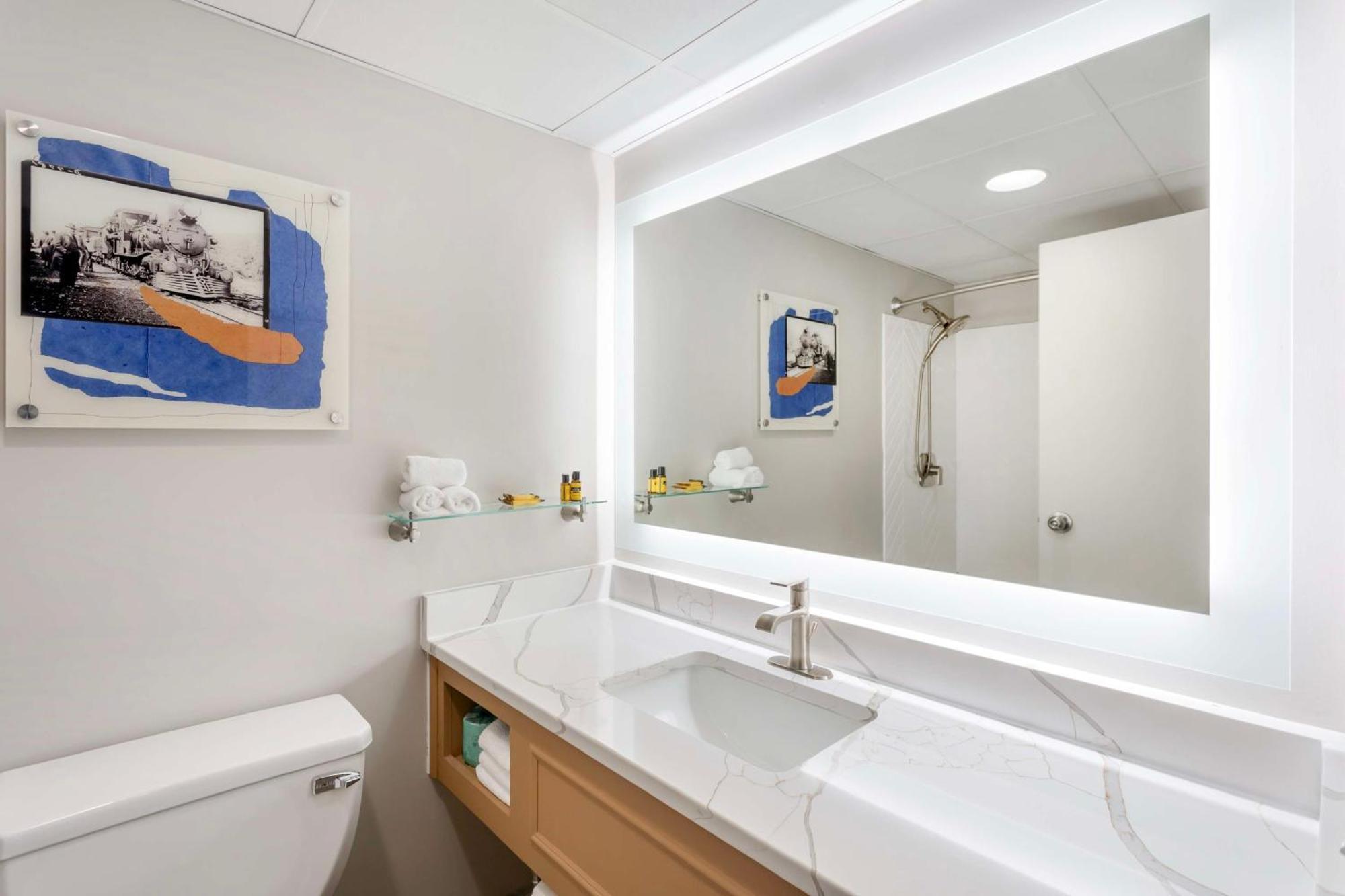 Best Western Plus Heritage Rail Inn & Suites York Ngoại thất bức ảnh