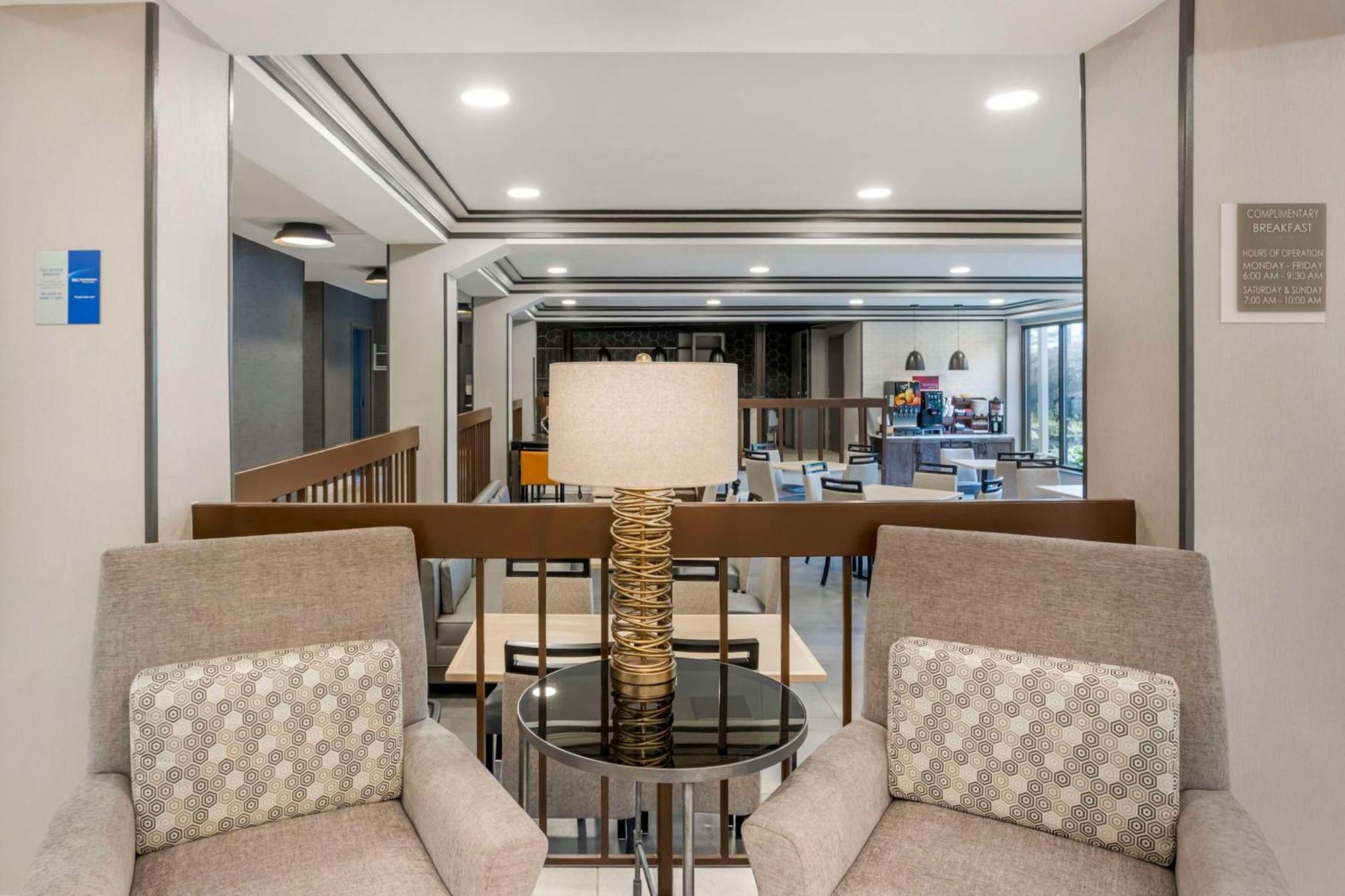 Best Western Plus Heritage Rail Inn & Suites York Ngoại thất bức ảnh